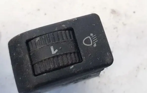 Seat Toledo I (1L) Headlight level height control switch 1l0941333 0292e