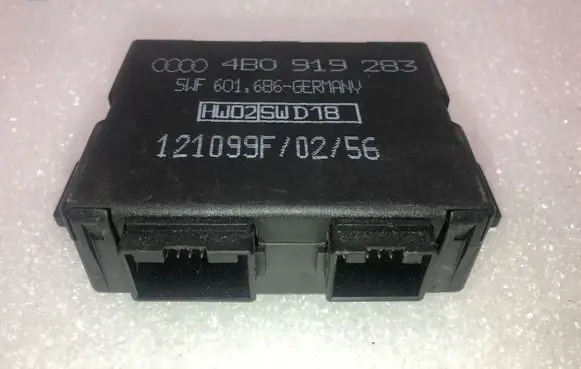 Audi A4 S4 B5 8D Parking PDC control unit/module 4B0919283