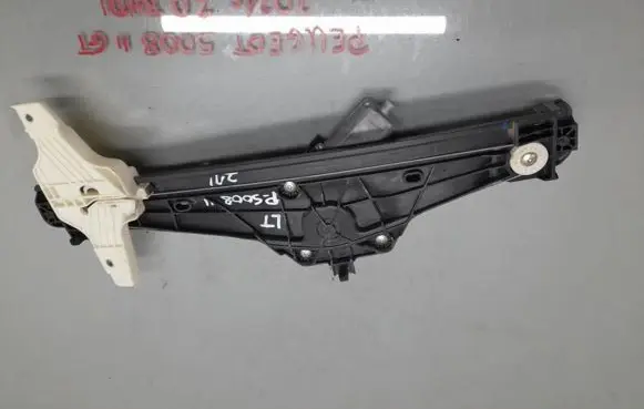 Peugeot 5008 II Rear window lifting mechanism without motor 9840190480