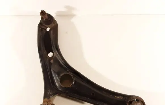Toyota Yaris Front lower control arm/wishbone 486550D010