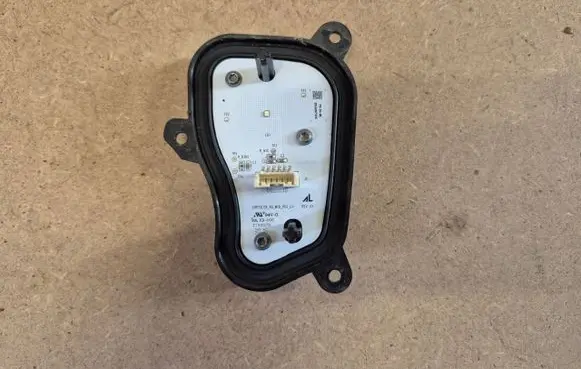 Jeep Grand Cherokee LED ballast control module 