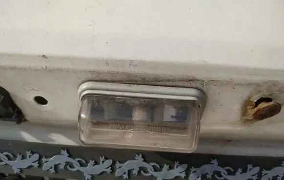 Toyota Avensis T250 Number plate light