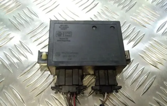 Volkswagen Transporter - Caravelle T4 Immobilizer control unit/module 6H0953257 5WK4774