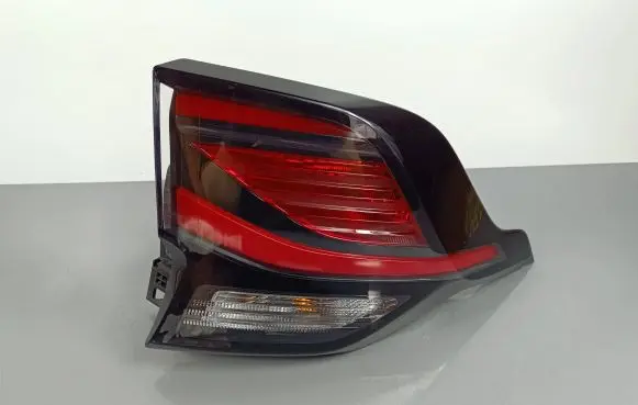 KIA Sportage Rear/tail lights R292463010