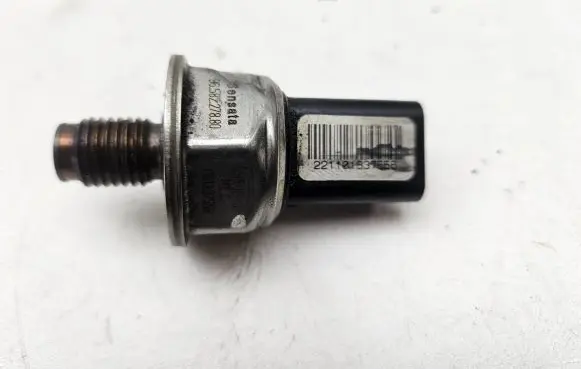 Fuel pressure sensor