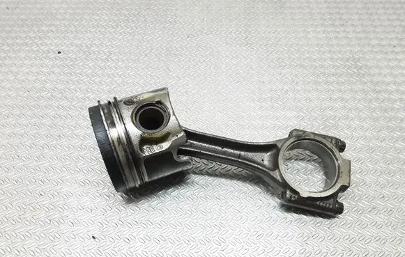 Audi A3 S3 A3 Sportback 8P Piston with connecting rod