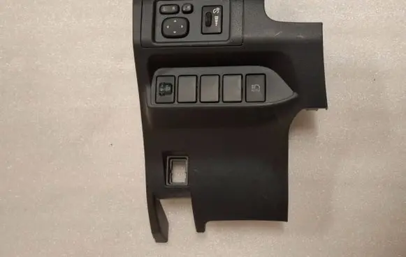 Lexus CT 200H Wing mirror control module 5504576011