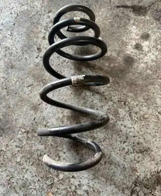 Opel Zafira C Front coil spring 