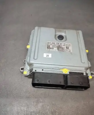 Mercedes-Benz Vito Viano W639 Engine control unit/module A6461506772