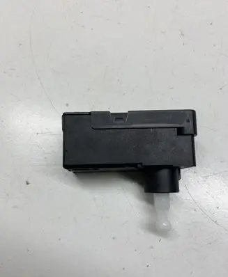 Skoda Fabia Mk1 (6Y) Headlight level adjustment motor 