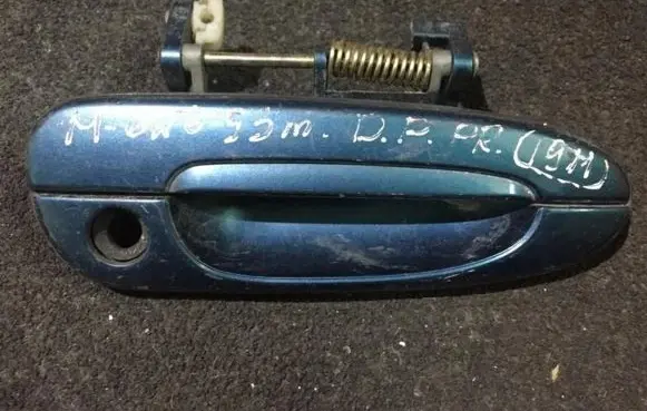 Mazda 626 Front door exterior handle