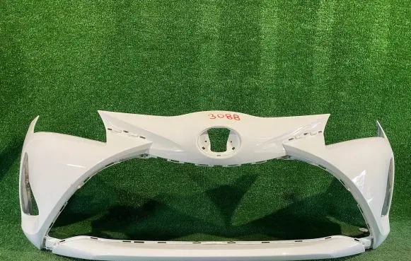 Toyota Yaris Front bumper 521190DA40