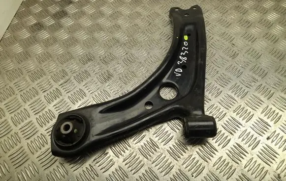 Front lower control arm/wishbone