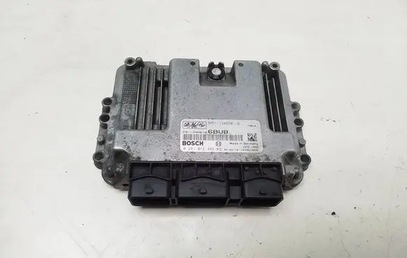 Ford Focus Engine control unit/module 5M5112A650LB 0281012486