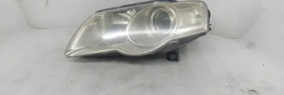 Volkswagen PASSAT B6 Headlight/headlamp 3C0941005Q