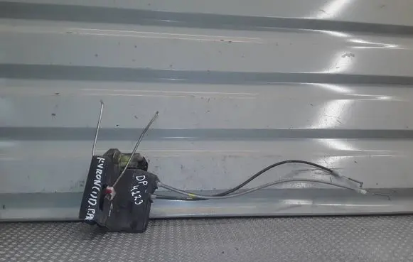SsangYong Kyron Front door lock 