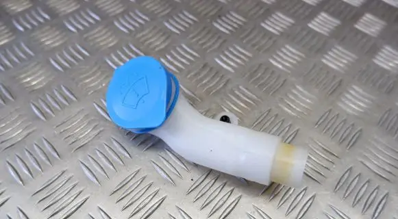 Honda CR-V Window washer liquid tank fill tube 