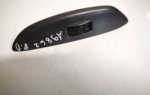 Toyota Yaris Electric window control switch
