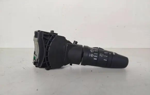 Nissan Primera Wiper control stalk 25260 AV615 3114
