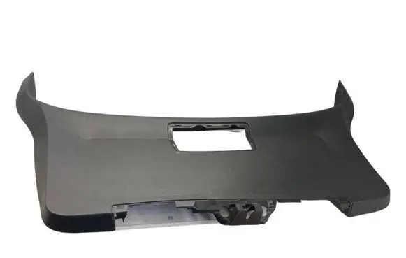 Tailgate trim
