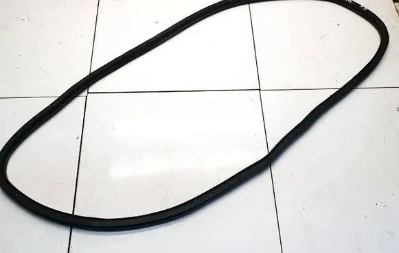 Seat Leon (1P) Rubber seal front coupe door