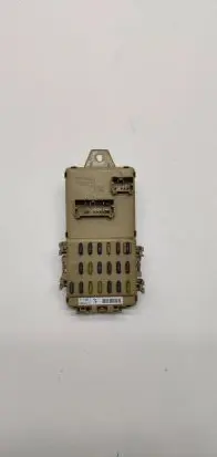 Subaru Forester SF Fuse module 980217