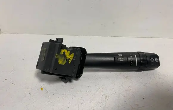 Volvo V70 Wiper control stalk 30768101 05W21T