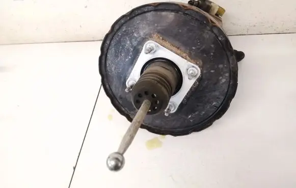 Volkswagen Fox Brake booster 5z1614105g