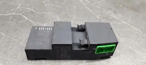 Volvo XC90 ESP (stability system) control unit p8691998