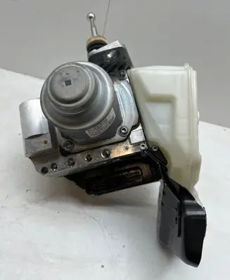 Volvo XC60 ABS Pump 32281728 32333264