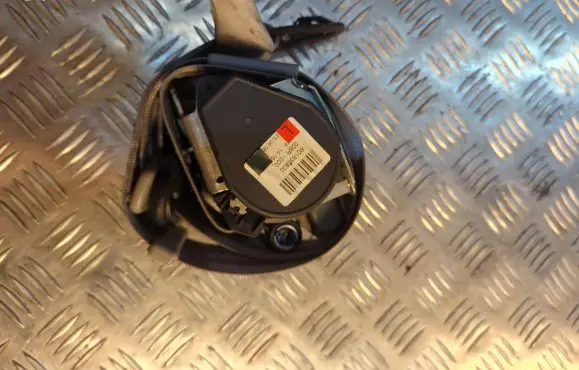 Audi A8 S8 D3 4E Front seatbelt 601836800 008R000
