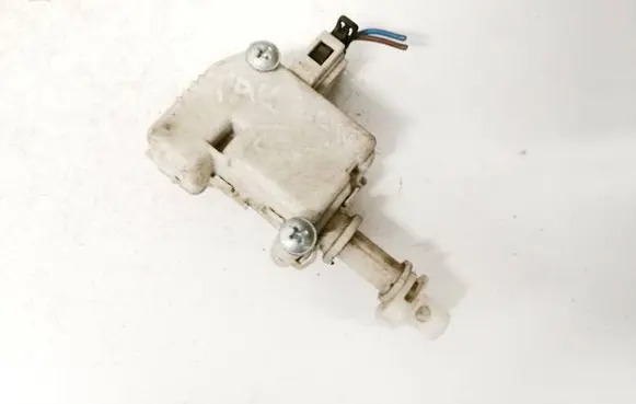 Volkswagen Golf IV Central locking motor 