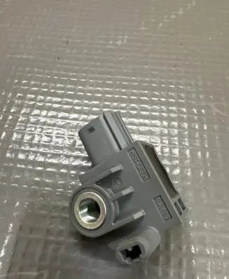 KIA Sportage Airbag deployment crash/impact sensor 95920B4000 09132021