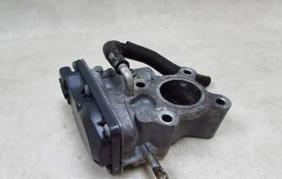 Mazda CX-5 EGR valve SH0120300 JP2320672 VN1501000200