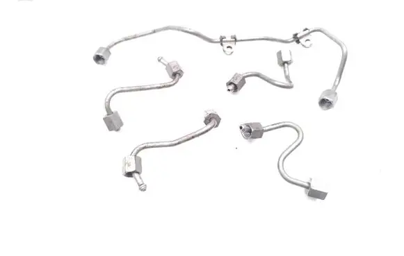 Fuel injector supply line/pipe