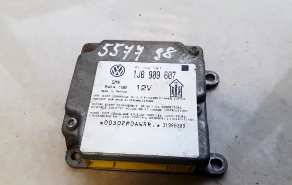 Volkswagen PASSAT B5 Airbag control unit/module 1J0909607 5WK4199