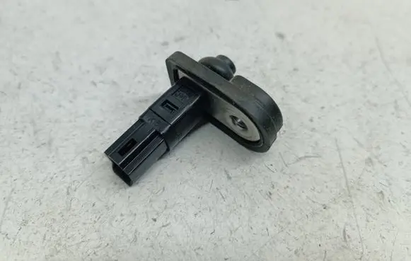 KIA Rio Front door sensor LF41 K15 05042