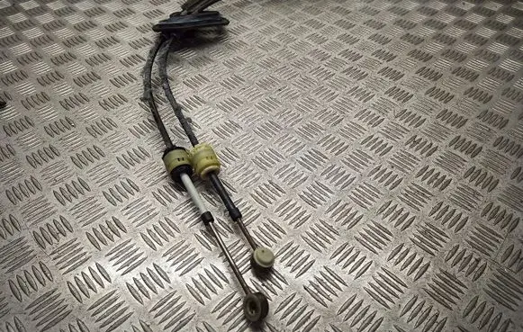 Renault Scenic II - Grand scenic II Gear shift cable linkage 
