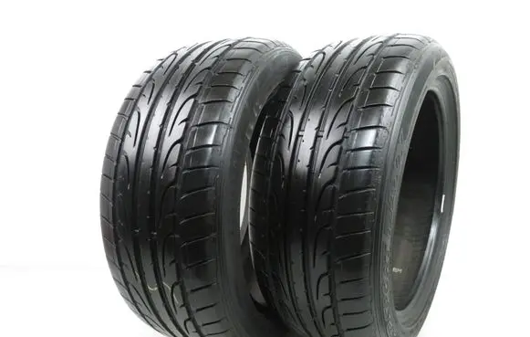 Volkswagen Golf V R16 summer tire 