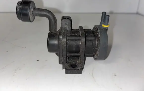 Opel Zafira A Turbo solenoid valve 09128022 4522371 4715396