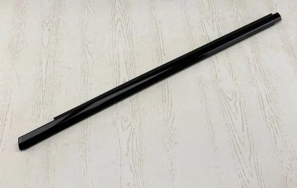 BMW i4 Front door glass trim molding 7482959