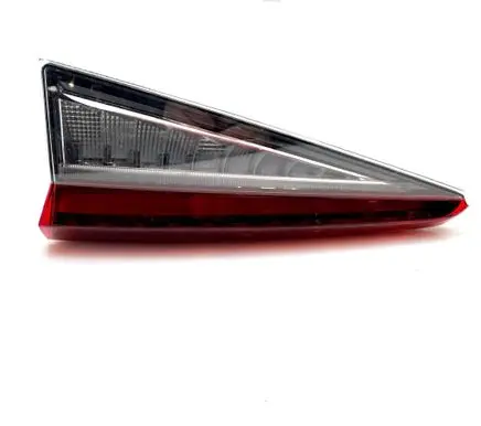 Tailgate rear/tail lights