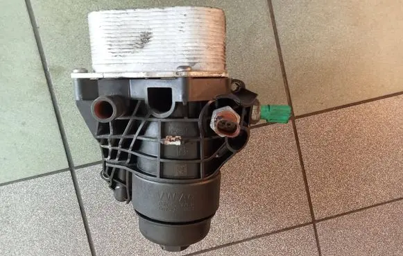 Seat Leon IV Oil filter mounting bracket 03N115389A