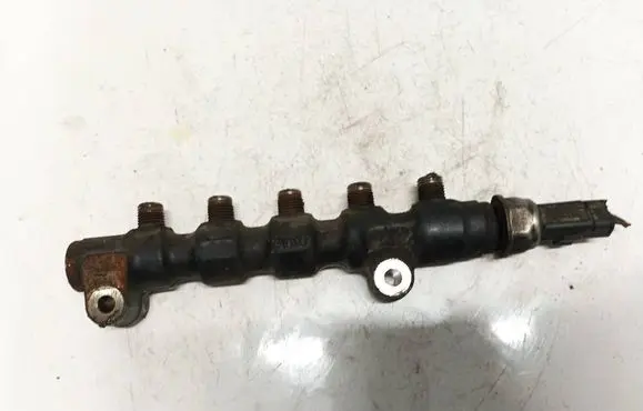 Fuel main line pipe
