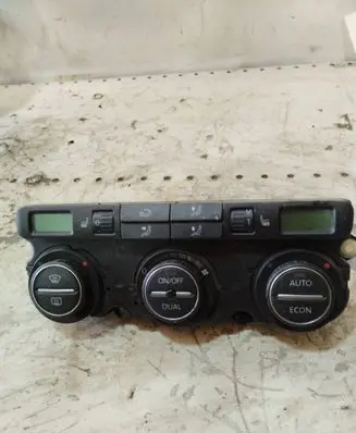 Volkswagen PASSAT B6 Climate control unit