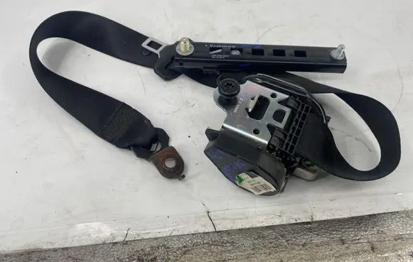 Mercedes-Benz Sprinter W906 Front seatbelt 601384300 00000