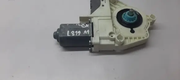 Land Rover Discovery 3 - LR3 Rear door window regulator motor 995076 0536010002