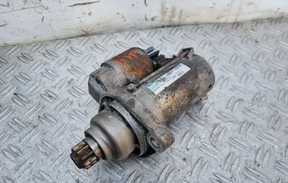 Volkswagen PASSAT CC Starter motor 2M911023M 1009084537 D6GS14