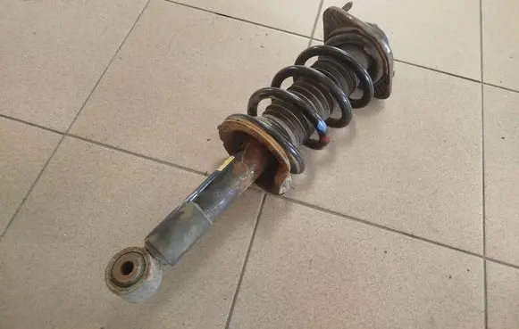 Honda CR-V Rear shock absorber with coil spring 52602T1FE010