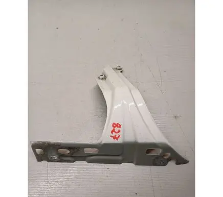 Volkswagen Touran I Fender mounting bracket 1T0821136